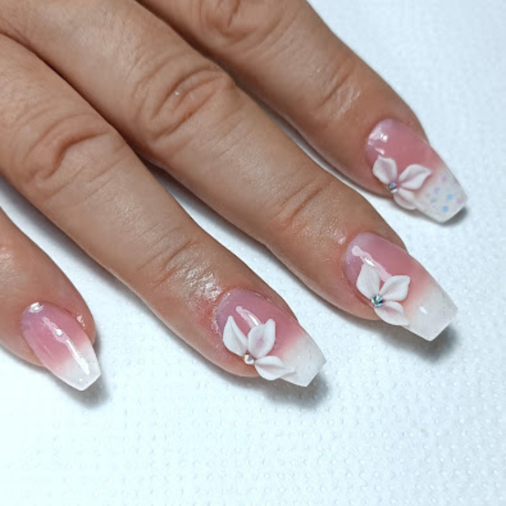 resultado curso de uñas acrilicas con diseño 3d trabajo final de nuestra alumna